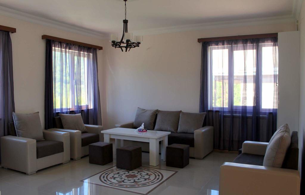 דיליג'אן Family & Friends Guest House מראה חיצוני תמונה