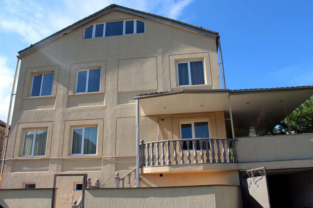 דיליג'אן Family & Friends Guest House מראה חיצוני תמונה