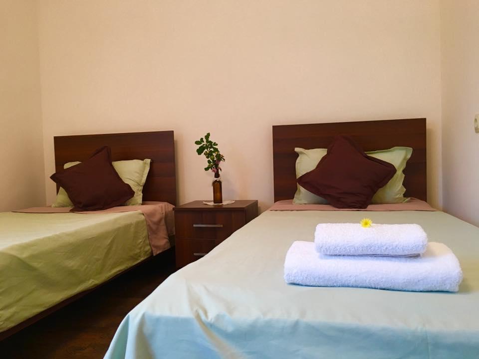 דיליג'אן Family & Friends Guest House מראה חיצוני תמונה
